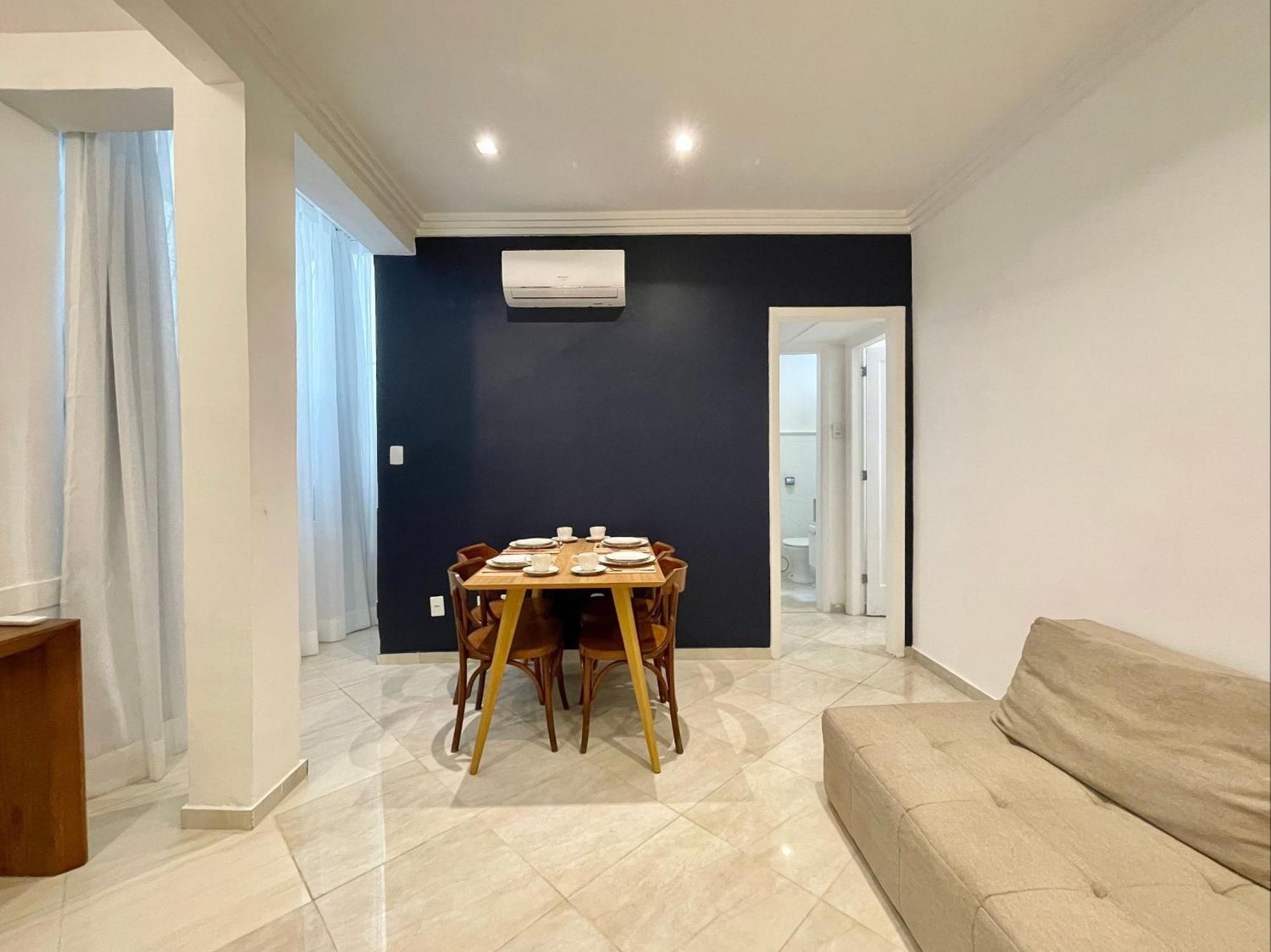 Apartment Leblon - Quadra Da
